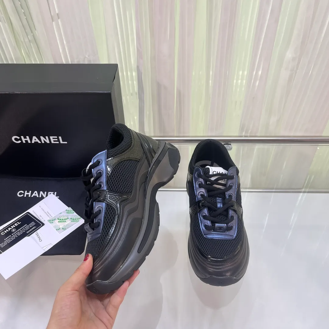 👟👟Ex-factory price 640👟👟 Women's shoes factory latest 5 colors! Super pretty! 2023 super popular Chanel Chanel 23C King of Horns series casual sports shoes, incomparably beautiful and easy to wear, absolute fairy style, very light, super soft inside, super comfortable, breathable upper design, high-end color matching, versatile, must-have model of the year, upper: cowhide and cloth stitching, original craftsmanship, lining: breathable mesh, original foam combination outsole, size: 35-45